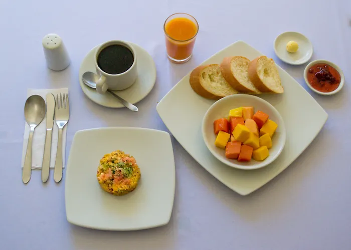 Oyo Hidalgo Hotel 3*